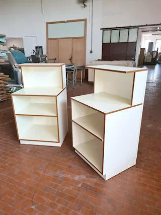 Mobile porta olio per self service