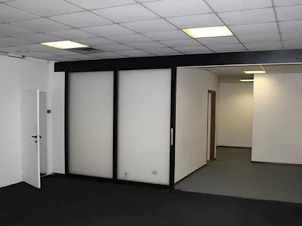 Affittasi mag.mq. 125 Complesso ATLANTIC BUSINESS CENTER
