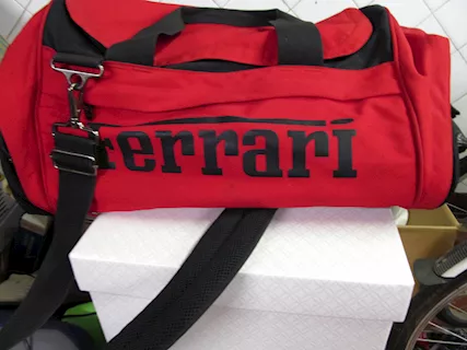 Borsone Ferrari