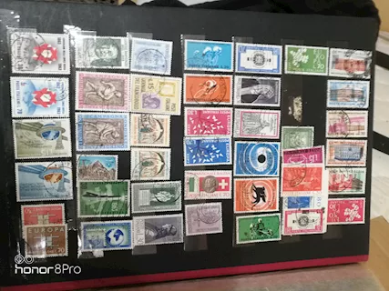 Francobolli Repubblica usati oltre 950 differenti - Foto 2