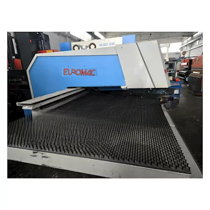 Punzonatrice AUTOMATICA EUROMAC mod. MTX 5