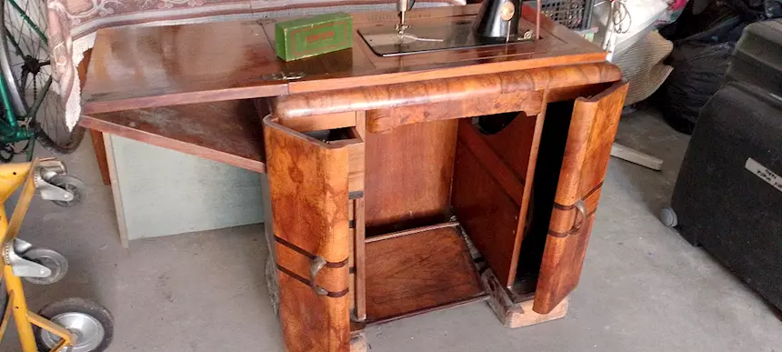 Macchina da cucire Singer anni 50, in legno - Foto 2