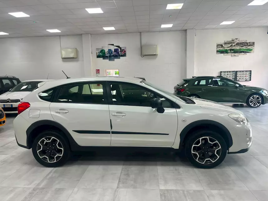Subaru XV 2.0d Symmetrical AWD Anno 2013 Km 156000 Fuoristrada/SUV - Foto 4