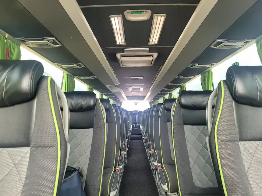 Foto 3New Tourismo Euro 6 Marca Mercedes Anno 2019 Km 480000, cambio automatico