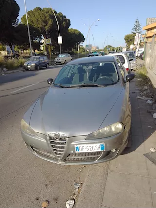 Alfa 147 -per cambio auto macchina perfetta