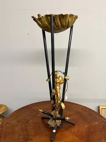 Antico Gueridon con putto dorato XIX sec