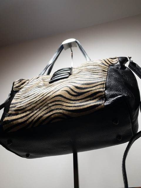 Foto 4Borsa pelle e cavallino animalier, color argento brunito