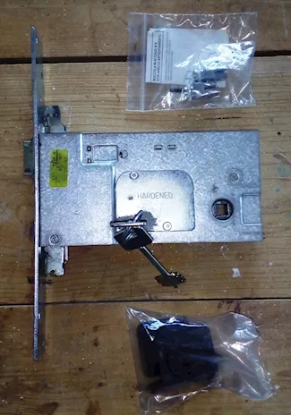 Serratura Cisa TRIPLICE a 3 punti di chiusura completa model