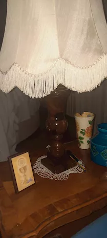 Lampada da tavolo in alabastro