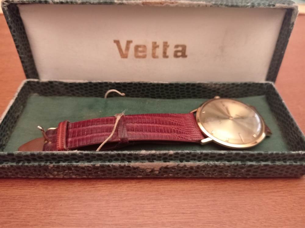 Orologio in oro da uomo