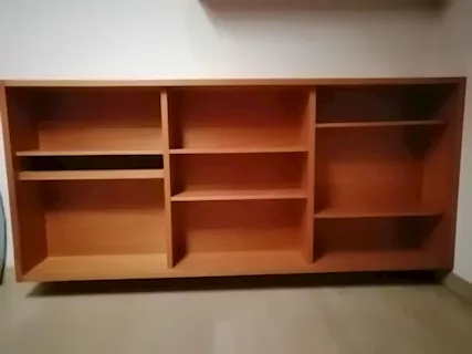 Scrivania angolare in legno con scaffale - Anteprima 4