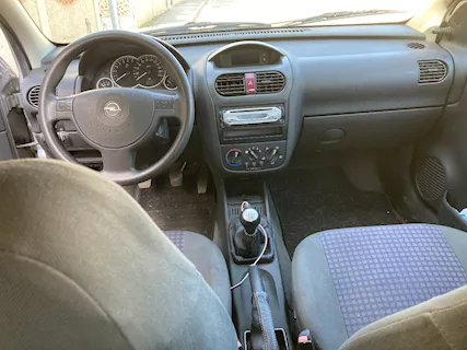 Auto con problemi al motore Modello Corsa Anno 2003 Km 88000 - Foto 5