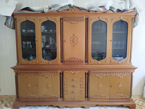Credenza per sala da pranzo in legno pregiato