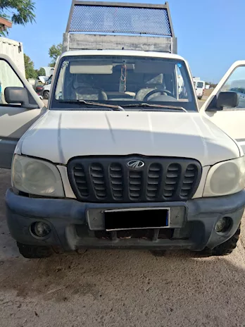 Mahindra S5 TX 4 BU con Ribaltabile Trilaterale