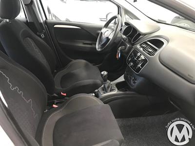 Punto II 1.3 Mjtd 85CV ECO Lounge Anno 2015 Km 66417 Berlina, colore argento met - Anteprima 5