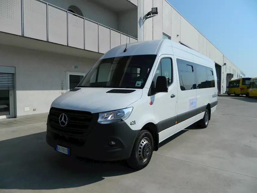 Foto 10Scuolabus Euro 6 da 19 a 36 pax Iveco, cambio automatico