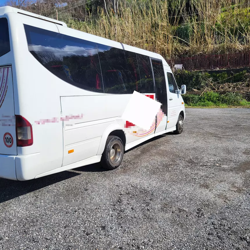 Foto 4Merdes Sprinter 416 Marca Mercedes Anno 2007 Km 0, in buone condizioni