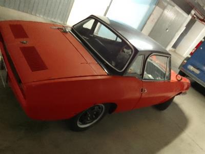 Fiat 850 Spider da restaurare