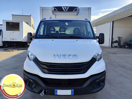 RIF.1362 IVECO DAILY 35 C 16 - 2024 - FURGONE ISOTERMICO CON Km 70821 - Anteprima 2