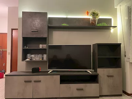 Mobile soggiorno (tv esclusa) divano letto