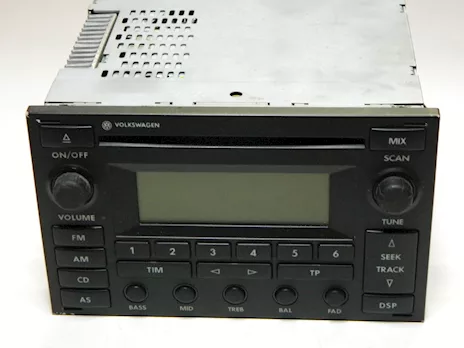 Autoradio Delta 6 VW Bora Golf Passat Polo Sharan