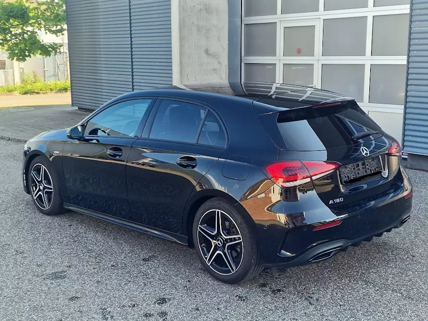 2020 Mercedes-Benz A 180 Edizione LED clima navi keyless-go Km 62000 - Foto 2