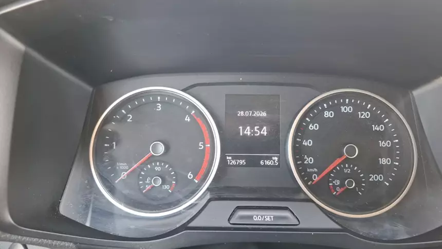 Foto 8Volkswagen Crafter 4X4 - Furgone 6 Posti, passo medio, tetto alto