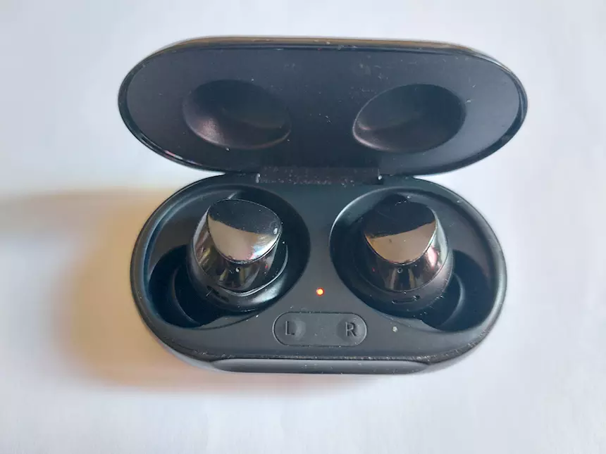 Auricolari Samsung Galaxy Buds C563 SM R175, in buone condizioni