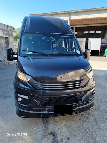 IVECO DAILY TURISTICO ANNO 2019 (aprile) 19+1+1 Euro 6 - Foto 3