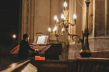 Organista per matrimoni e funerali Bresso