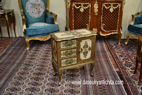 Comodino-mobiletto stile fiorentino metà XX secolo