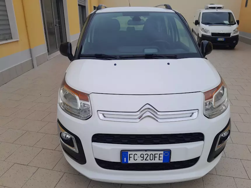 Citroën C3 Picasso 1.6 HDI Exclusive Anno 2016 Km 110000, pronta consegna - Foto 3