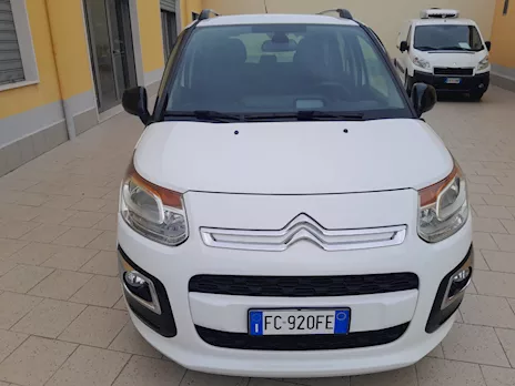 Citroën C3 Picasso 1.6 HDI Exclusive Anno 2016 Km 110000, pronta consegna - Foto 3
