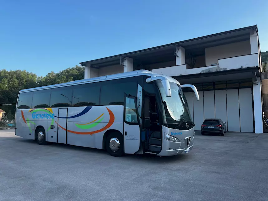 Mercedes-Benz Noge HD - anno 2006, in ottime condizioni, ottimo stato