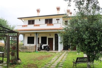 Boccea gra in villa e 600