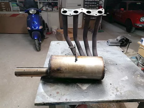 Marmitta sportiva in acciaio inox per Fiat 850