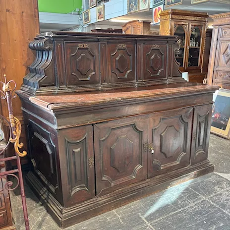 Antico importante mobile credenza sacrestia, Toscana