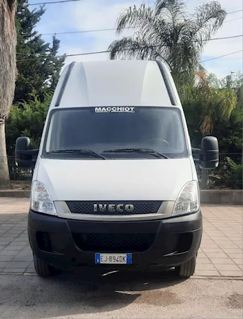 Iveco Daily 35c17 tetto super alto