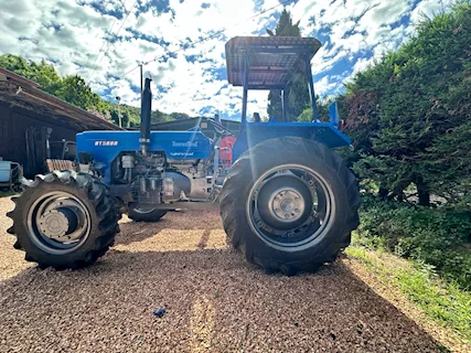 Trattore Landini 4 ruote motrici funzionante e targato
