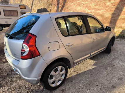 Dacia Sandero 1.4 GPL del 2009, 244.000 km. Motore ottimo,