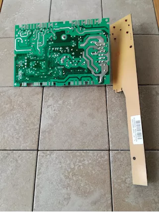 Schede elettroniche per lavatrice CANDY, modello GC, in buone condizioni - Foto 2