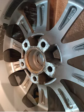Cerchi più gomme