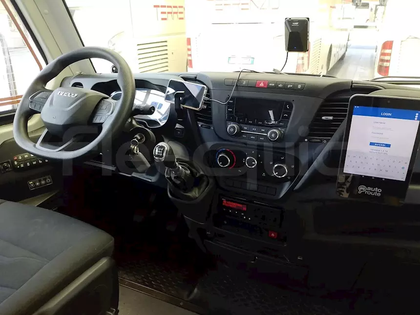 Foto 4Iveco Indcar Wing, 2022, 47 posti, Euro 6 Km 60164, cambio: manuale
