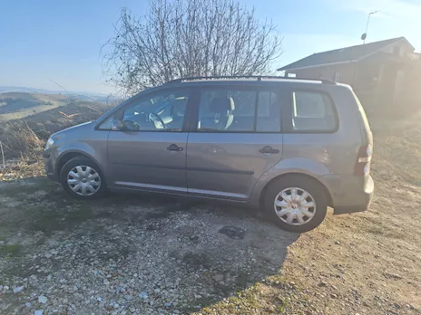 Volkswagen Modello Touran anno 2007 GPL Km 158000 Monovolume Manuale - Foto 5