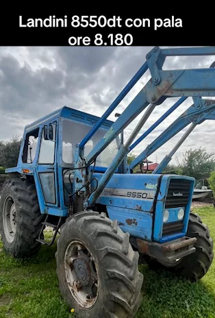 Landini con pala