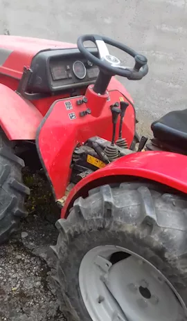 ANTONIO Marca CARRARO TIGRE 3200 ISATO Anno 2013 Ore 2000, tipo pdp - Foto 2