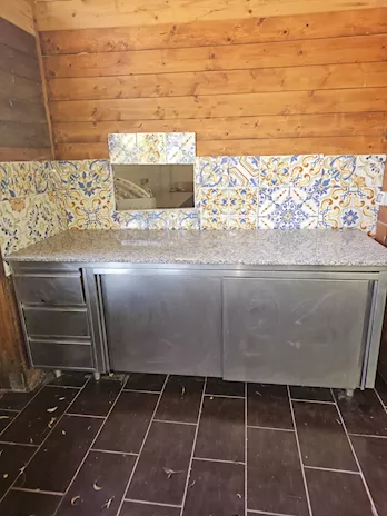 Banco da lavoro professionale inox con piano in granito