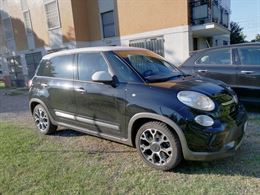 - Bellissima spaziosa confortevole accessoriata