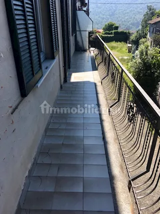 Appartamento di mq. 90 semi/arredato . termoautonomo.