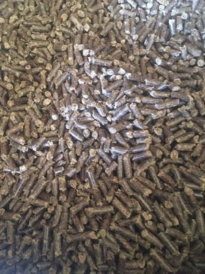 Pellet 100% puro castagno. Basso residuo